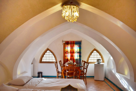 خانه مسافر نفیس کاشان اتاق فیروزه