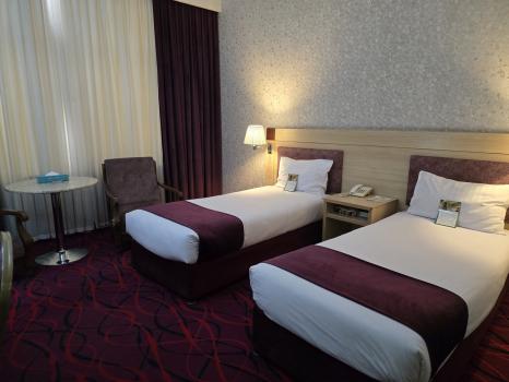 هتل پارسیان کوثر تهران اتاق دو تخته تویین