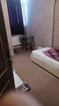 مهمانسرا پاییز اردبیل اتاق دو تخته با سرویس بهداشتی اختصاصی