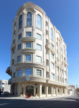 هتل آراز قم هتل آراز قم نمای بیرونی