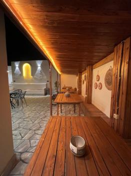 اقامتگاه بوم‌گردی ستاره قشم فضای محوطه