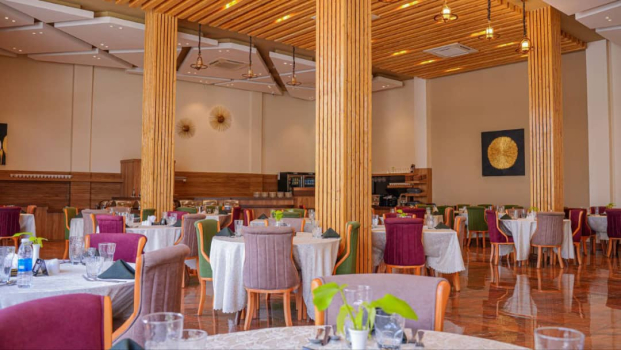 هتل هیوا کرمان رستوران