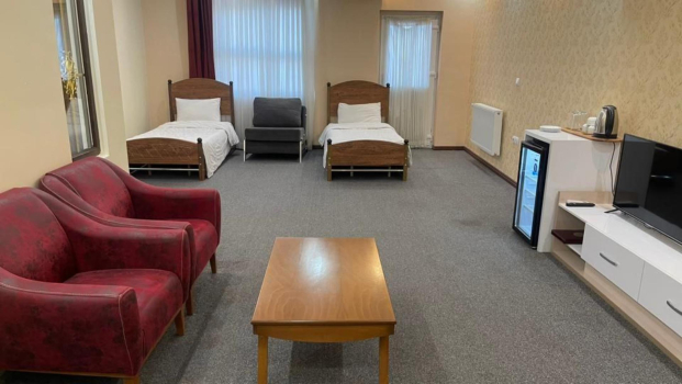 هتل قائم سیرجان فضای داخلی اتاق‌ها