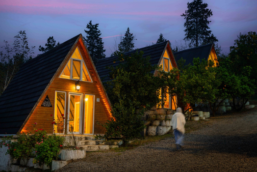 هتل دنسه بام هیرکانی بابل نمای بیرونی