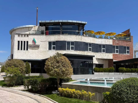 مجتمع گردشگری نگین تالار شهر قزوین نمای بیرونی