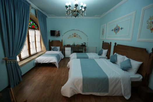 اقامتگاه سنتی جیران کرمانشاه اقامتگاه سنتی جیران کرمانشاه چهارخته پرنیان