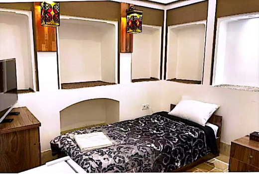 اقامتگاه سنتی حاجی بابایی یزد فضای داخلی اتاق‌ها