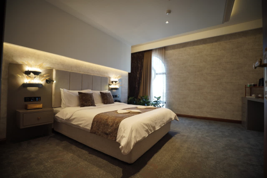 هتل نگین یزد فضای داخلی اتاق‌ها