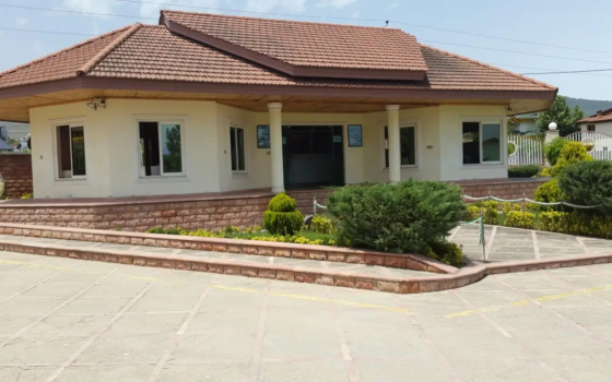 هتل پارسیان کلاردشت هتل پارسیان کلاردشت نمای بیرونی