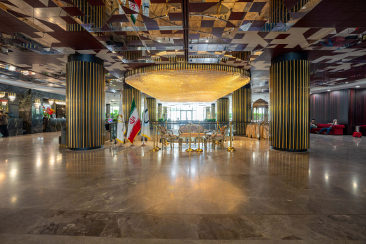 هتل لاله تهران لابی