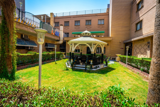 هتل اکسین اهواز فضای بیرونی