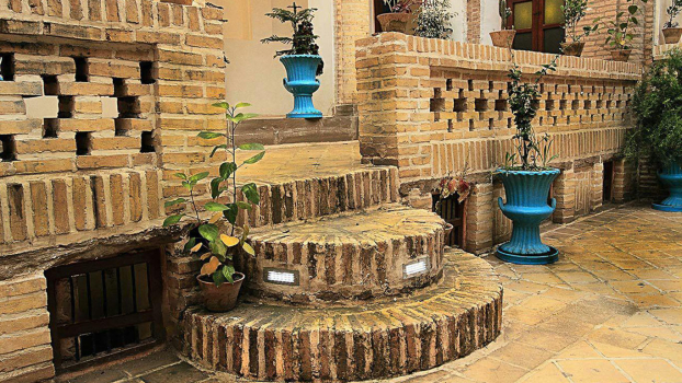 اقامتگاه سنتی عمارت افضل شوشتر فضای داخلی اقامتگاه 3