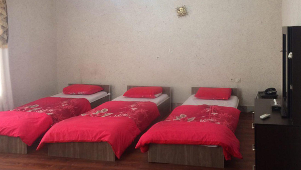 هتل کهکشان سیرجان اتاق سه تخته