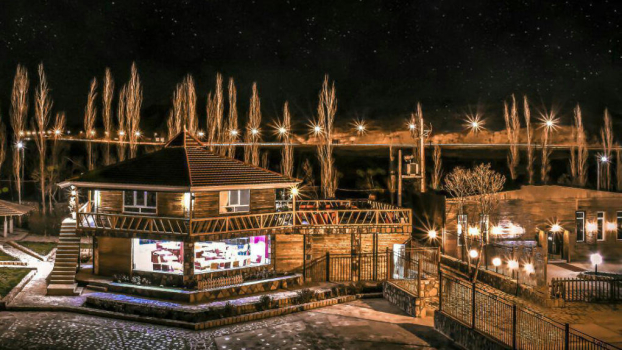 هتل داریوش بجنورد محوطه بیرونی