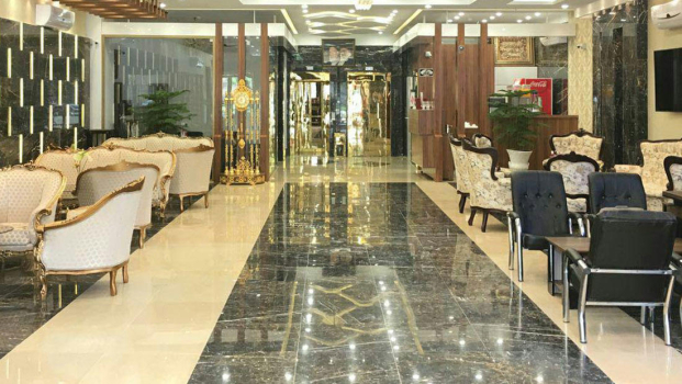 هتل آپارتمان سفیر همدان لابی 1