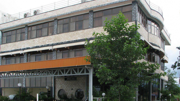 هتل آپارتمان پرشیا نوشهر نمای بیرونی