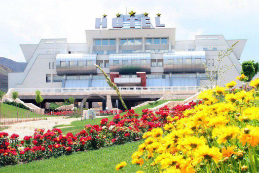 هتل امیرکبیر اراک نمای بیرونی 2