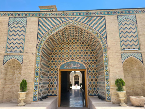 بوتیک هتل وکیل کرمان نمای بیرونی 4