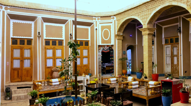 اقامتگاه بوم‌گردی دلخش یزد فضای داخلی اقامتگاه 3