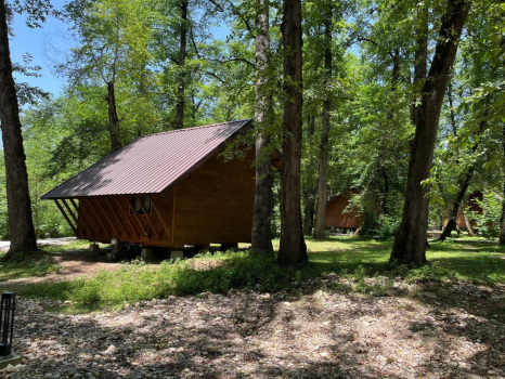 مجموعه میزبان جنگلی سواد کوه نمای بیرونی اتاق‌های کابانا