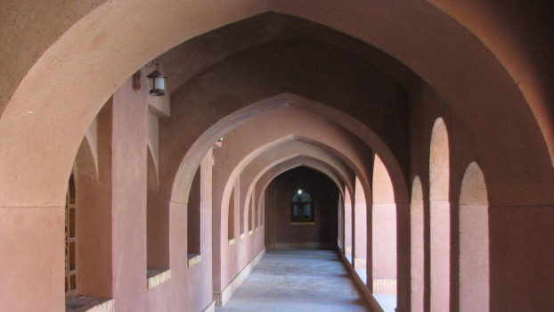 هتل ارگ تاریخی گوگد گلپایگان فضای بیرونی هتل 3