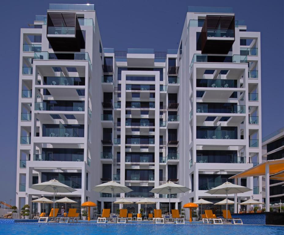 C Central Resort The Palm