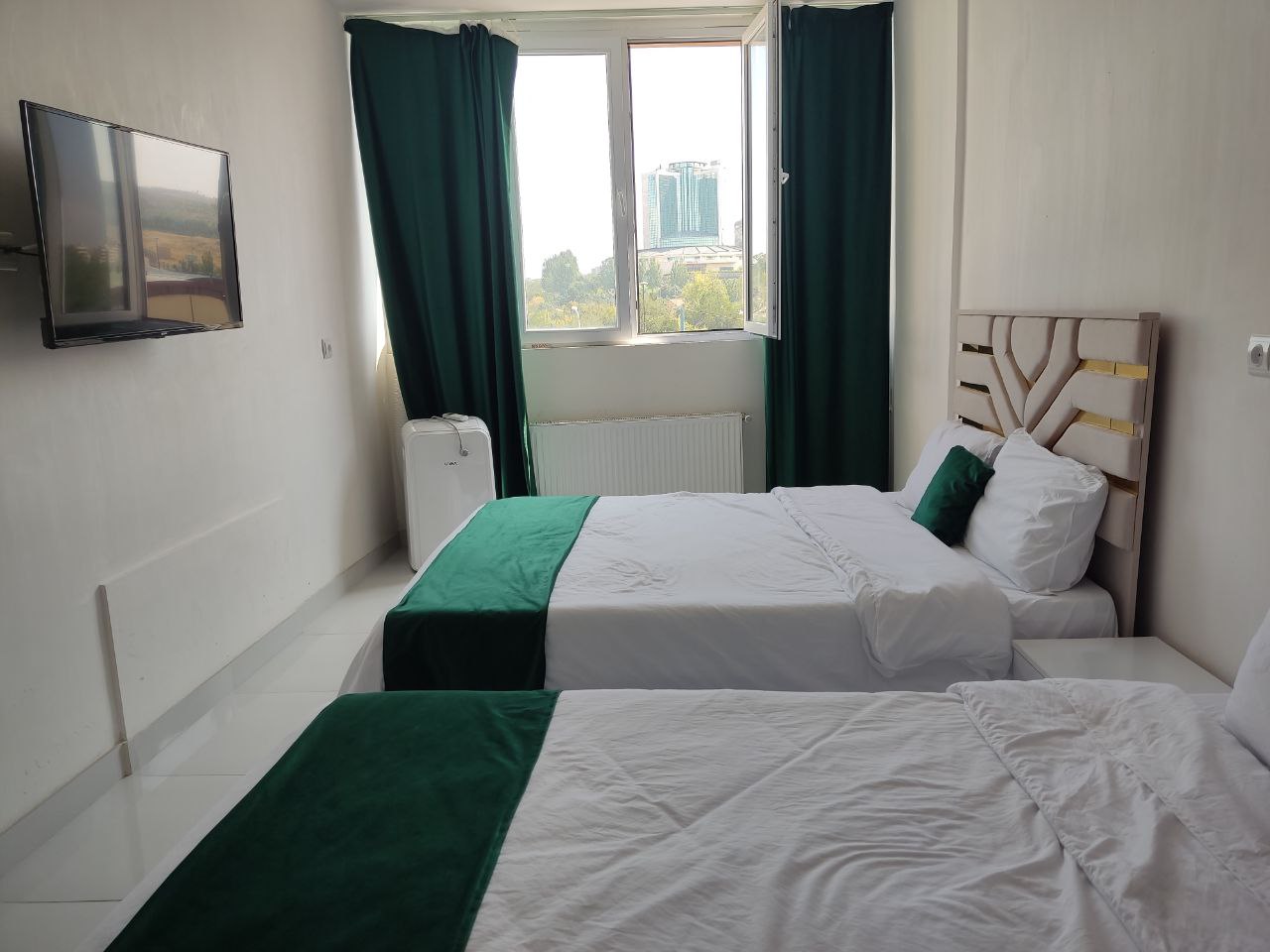 Cairo Hotel Tabriz, Tabriz