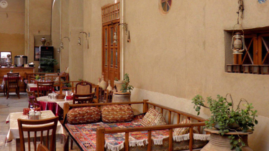 نمای جاده ابریشم یزد