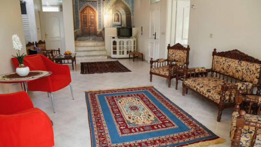 نمای سرای درب کوشک