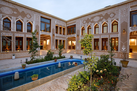نمای صفی خانی