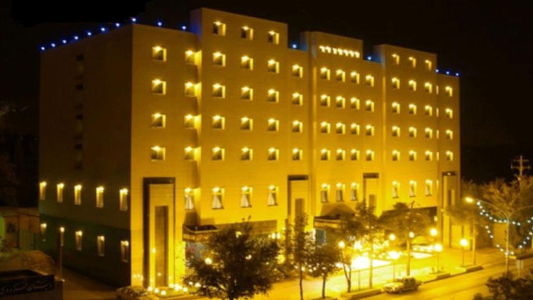 نمای هتل پرسپولیس شیراز