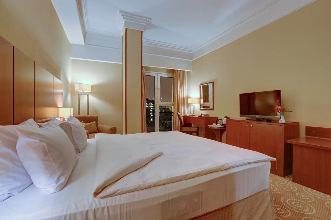 Tehran Grand Hotel 2