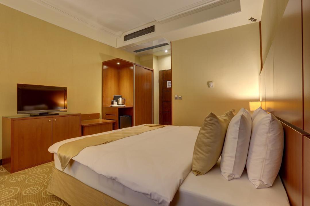 Tehran Grand Hotel 2