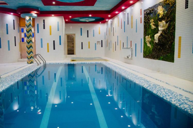 هتل ایرانیان قزوین مجموعه آبی