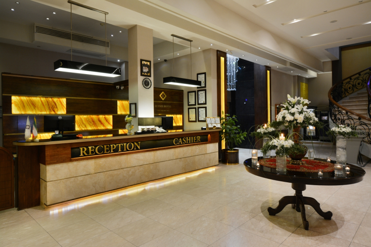 هتل الیزه شیراز لابی