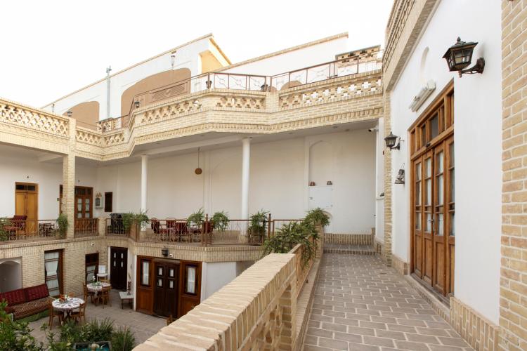 اقامتگاه سنتی معمار کاشان فضای داخلی اقامتگاه