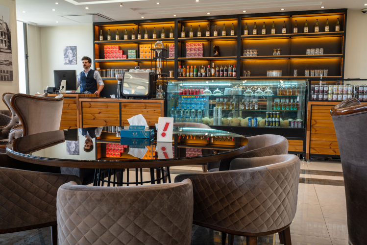 هتل رویال پالاس تبریز هتل رویال پلاس تبریز کافیشاپ