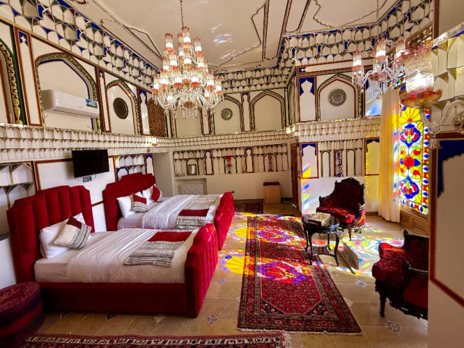 اقامتگاه سنتی سهروردی اصفهان فضای داخلی اتاق‌ها