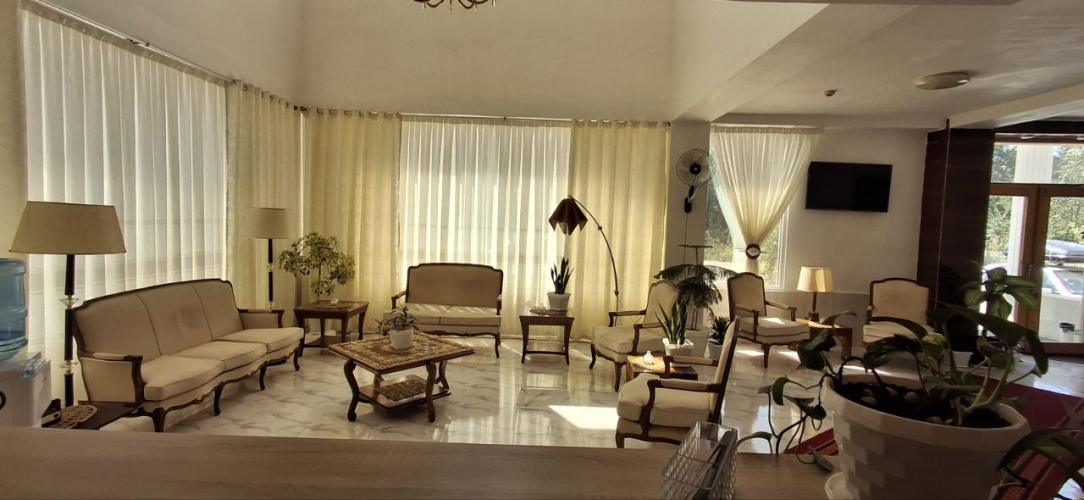 هتل هیتا لاهیجان لابی