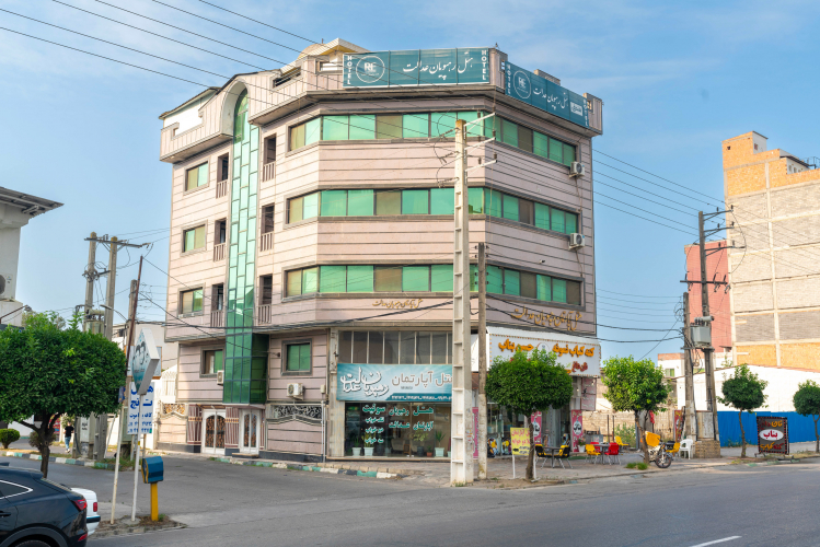 هتل آپارتمان رهپویان عدالت محمودآباد نمای بیرونی