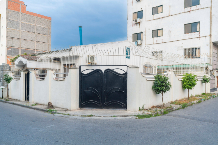 هتل آپارتمان رهپویان عدالت محمودآباد نمای بیرونی