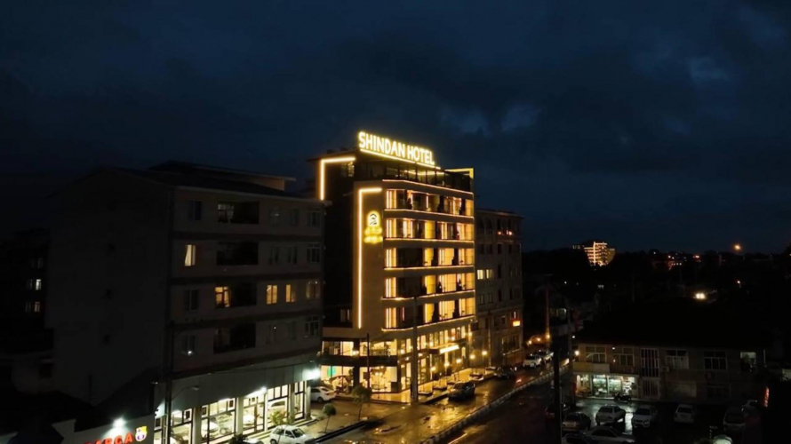 هتل شیندان بندرآستارا نمای بیرونی
