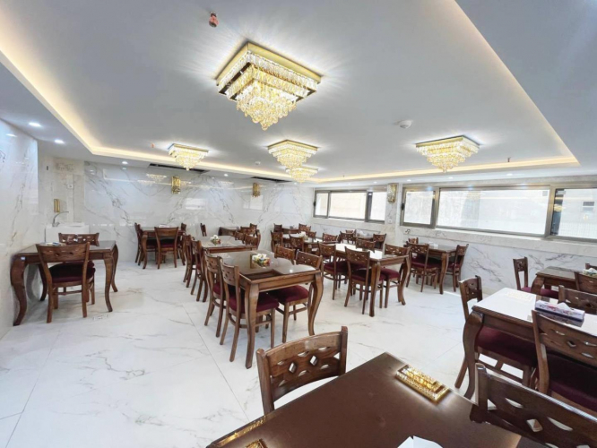 هتل آپارتمان بیستون طلایی مشهد رستوران