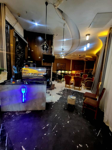 مهمانسرا پارس کهن قم مهمانسرا پارس کهن قم محوطه داخلی