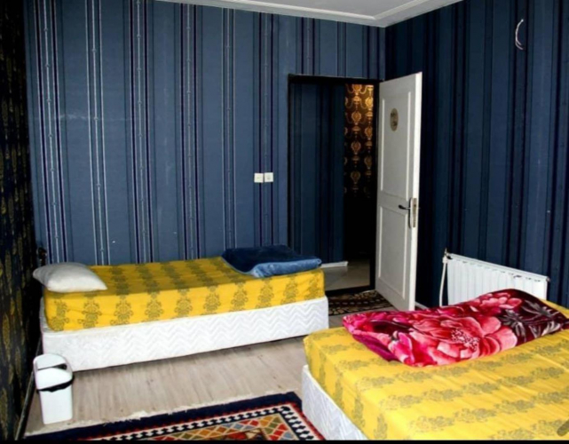 خانه مسافر هفت گنج کرمان فضای داخلی سوئیت‌ها