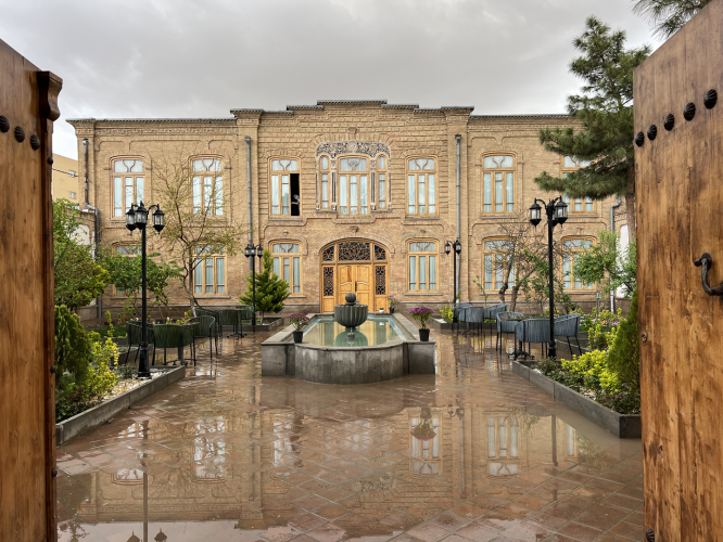 هتل سرخاب تبریز نمای بیرونی