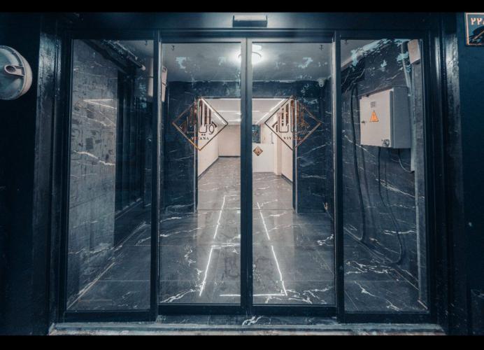 مهمانسرا ویانا تهران نمای ورودی