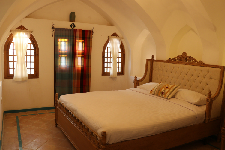 خانه مسافر نفیس کاشان خانه مسافر نفیس کاشان اتاق فیروزه