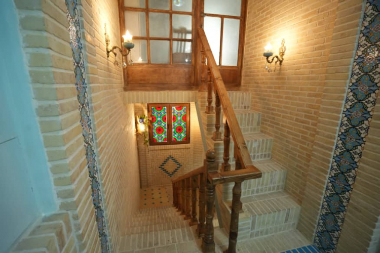 اقامتگاه سنتی جیران کرمانشاه فضای داخلی اقامتگاه