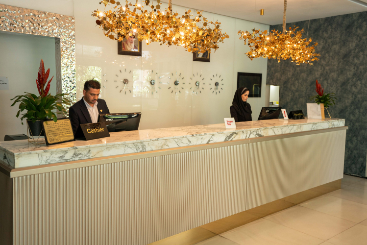 هتل هویزه تهران پذیرش